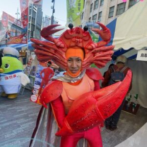 なんかカッコいい「カニ団長」